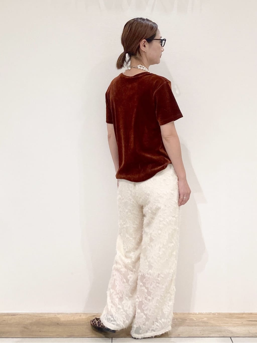 たけねぇさんの「OPAQUE.CLIP｜フロッキーチュールTシャツ【洗濯機洗い可】」を使ったコーディネート