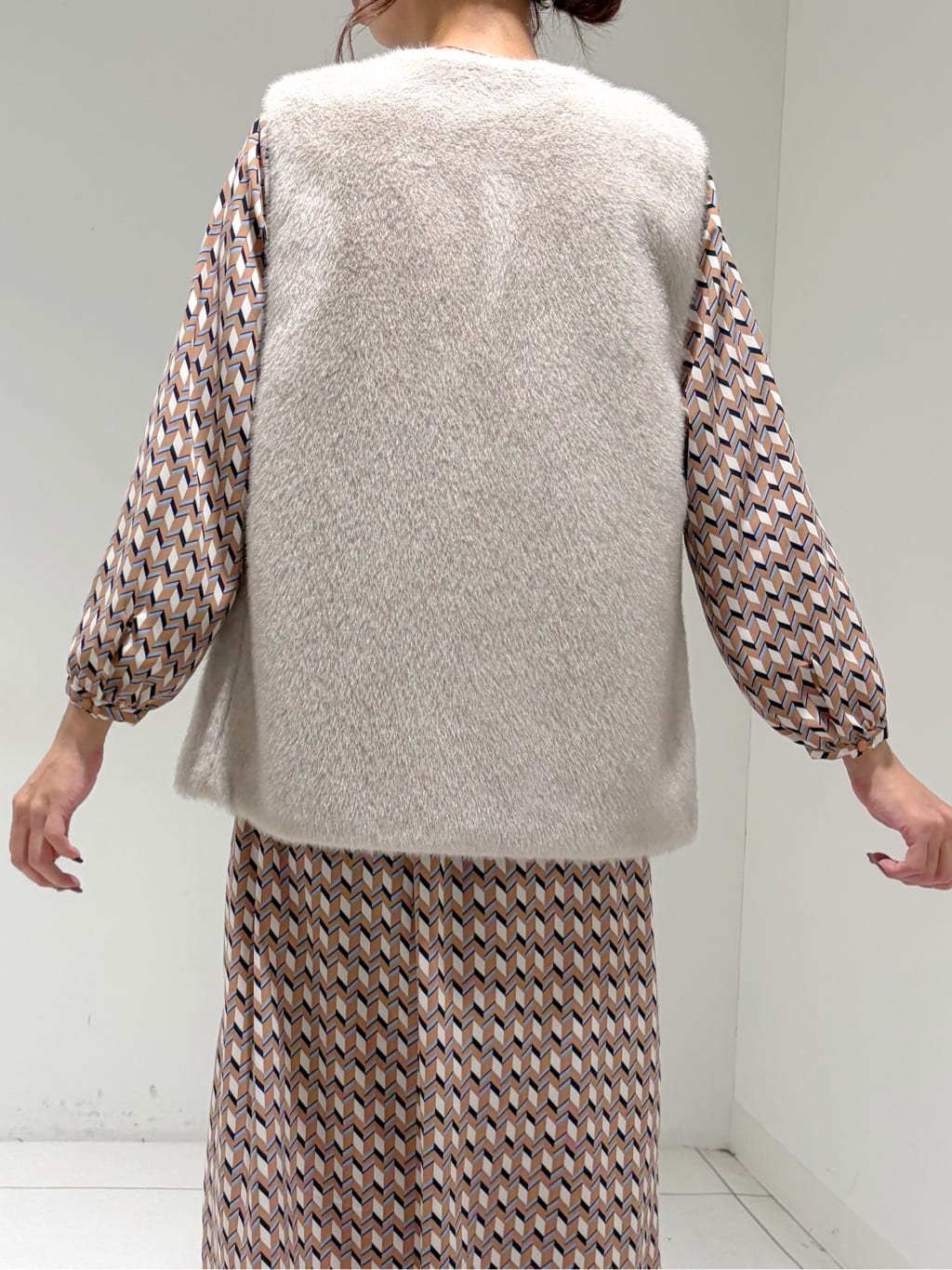 shioriさんの「INDIVI｜ミンク調フェイクファージレ」を使ったコーディネート