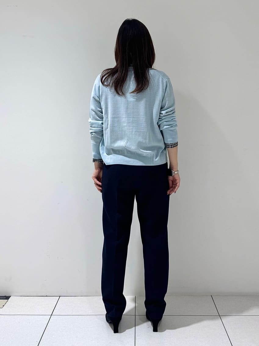そんさんの「INDIVI｜【洗える】ハイゲージニットカーディガン」を使ったコーディネート