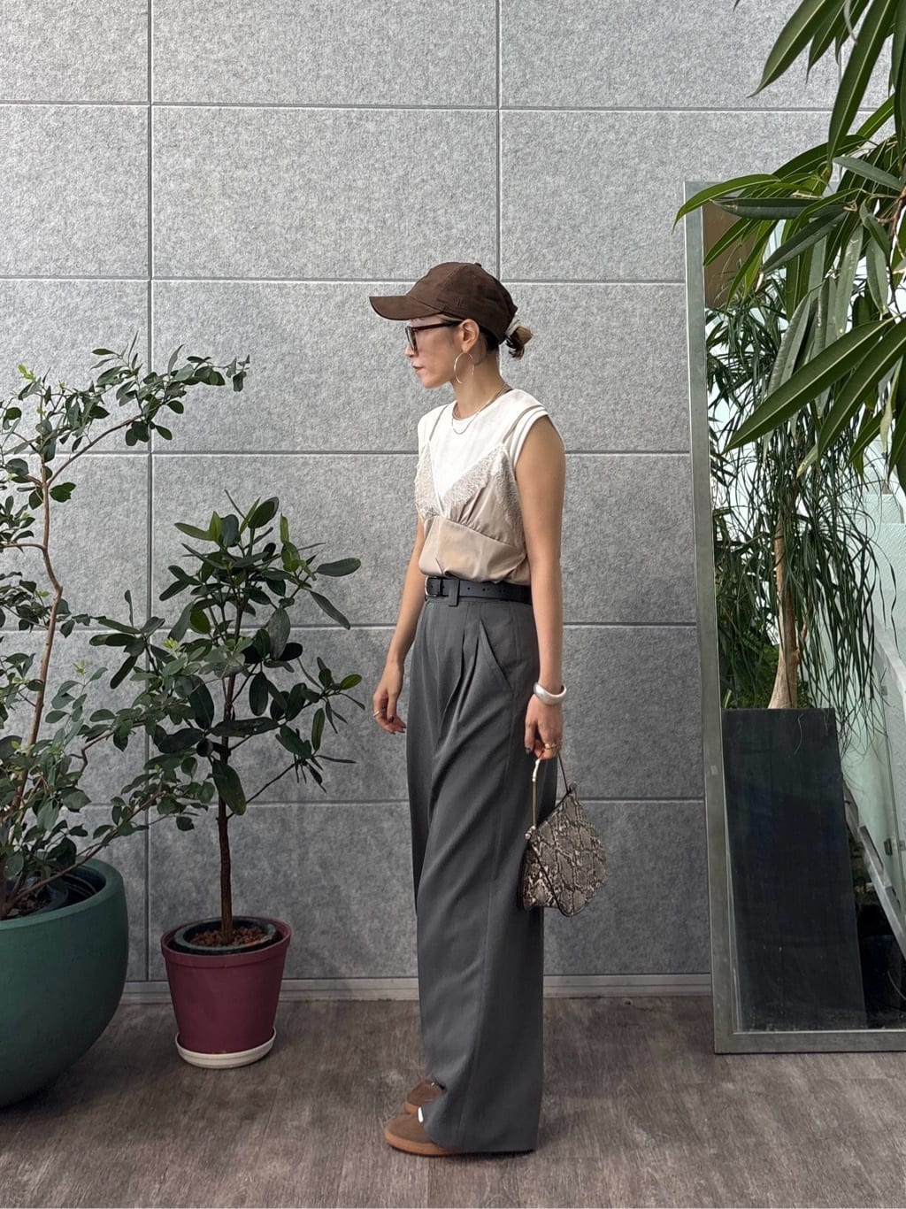 kotakiさんの「INDIVI｜キャミセットカットソー」を使ったコーディネート