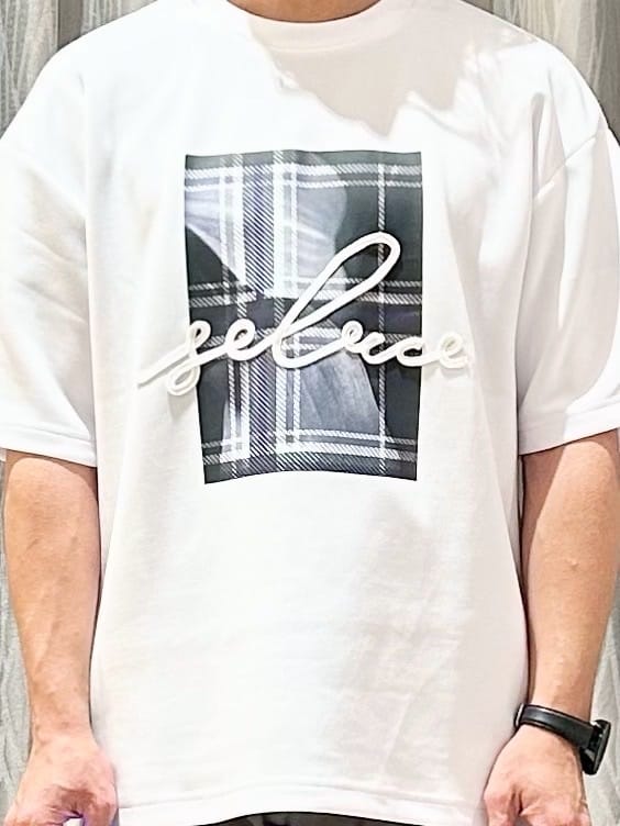 KENJI Iさんの「THE SHOP TK｜コード刺繍フォトプリント半袖Tシャツ 【洗濯機OK】」を使ったコーディネート