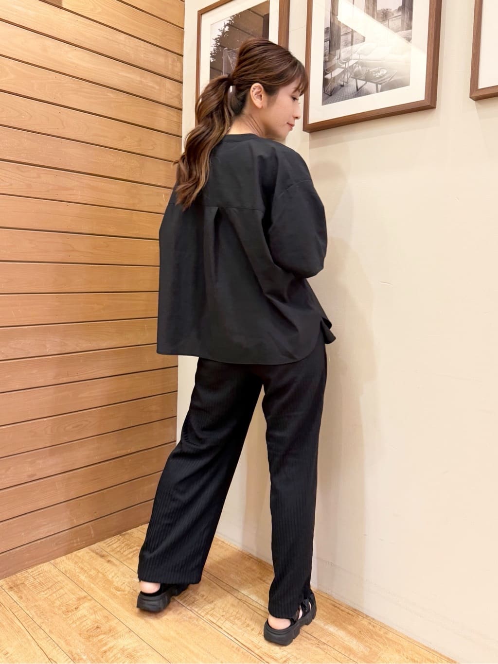 MINMINさんの「SHOO･LA･RUE｜」を使ったコーディネート