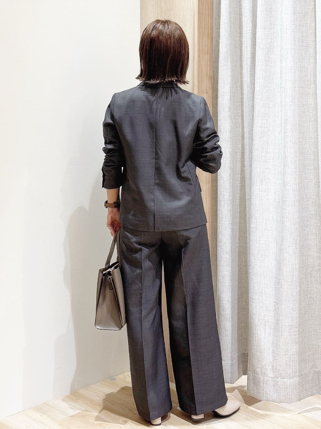 MIYUさんの「grove｜【カセット服】洗えるストレートワイドパンツ」を使ったコーディネート