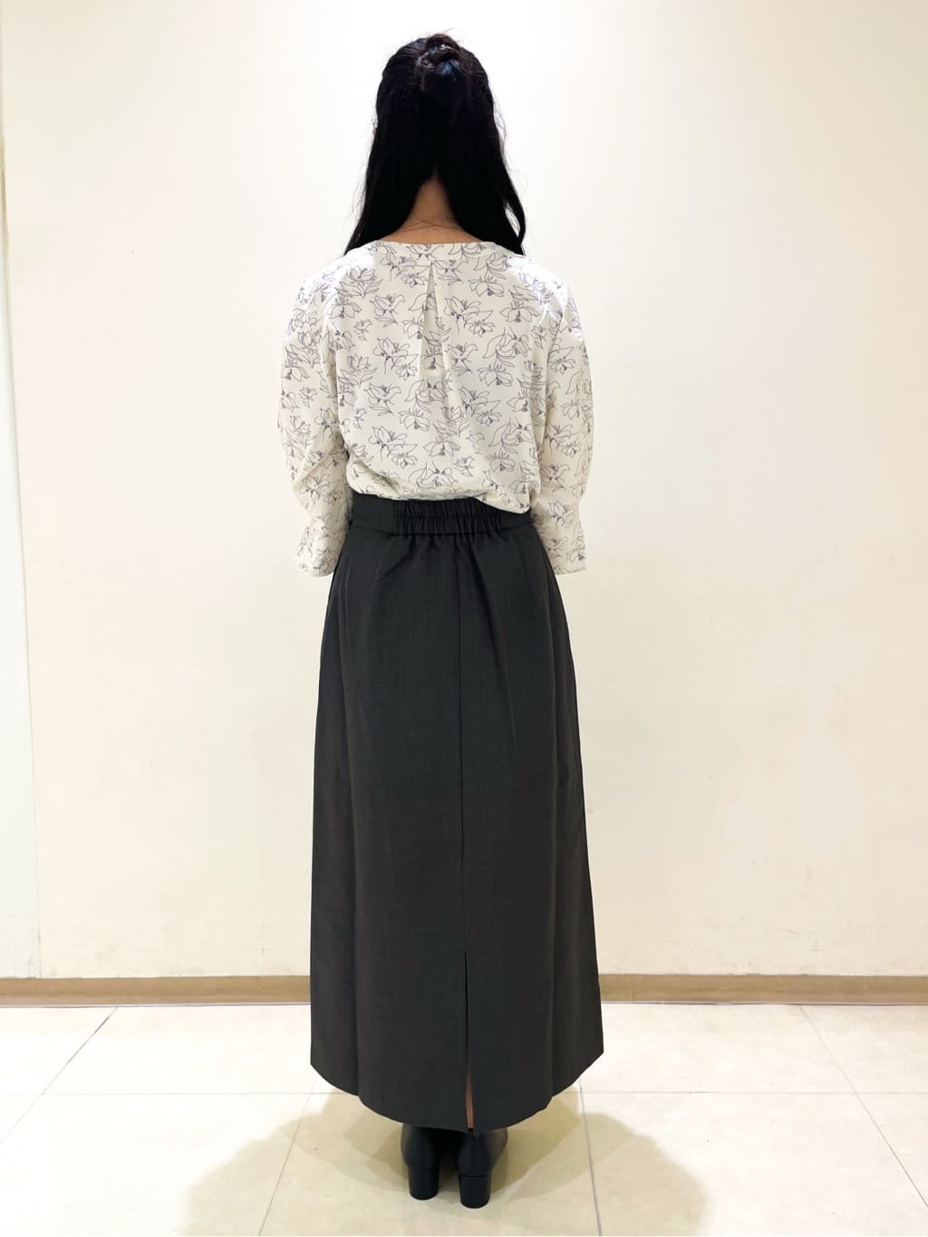 Puuさんの「grove｜【カセット服】洗えるストレートシルエットスカート」を使ったコーディネート