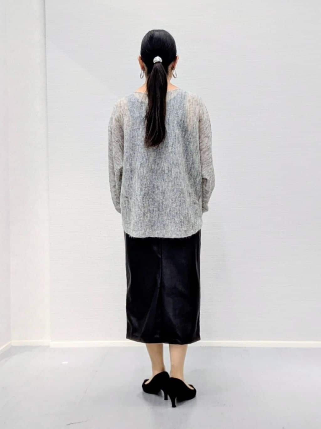 makkyさんの「UNTITLED｜【キッドモヘヤ素材】ラウンドヘムニット」を使ったコーディネート