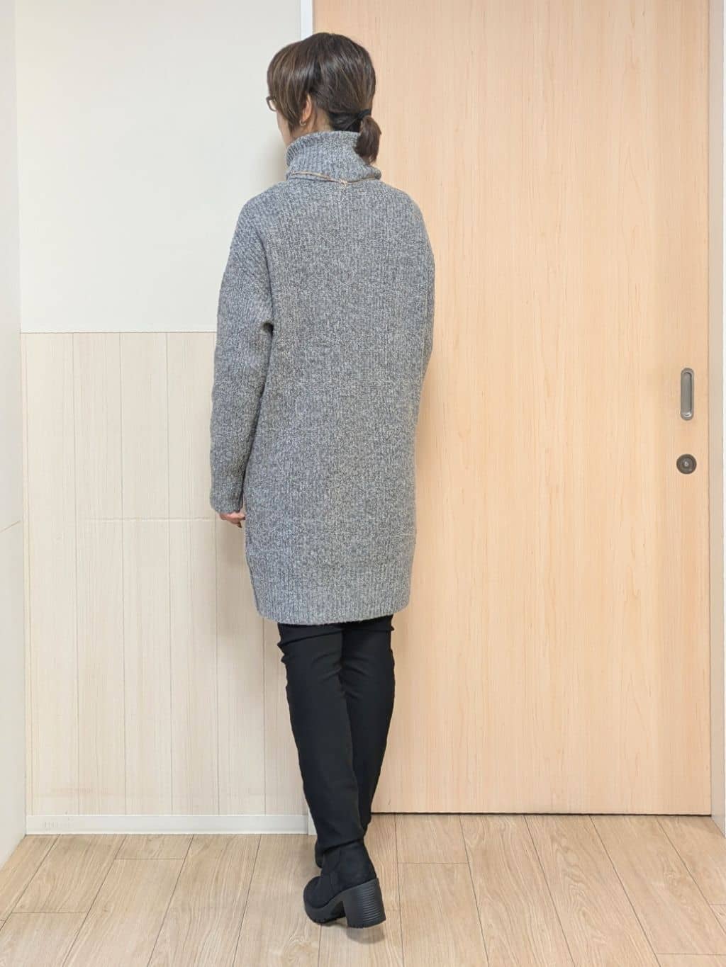 YuAさんの「SHOO･LA･RUE｜【洗濯機可/S-LL/体型カバー】女性らしい美シルエット チュニックニットワンピース」を使ったコーディネート
