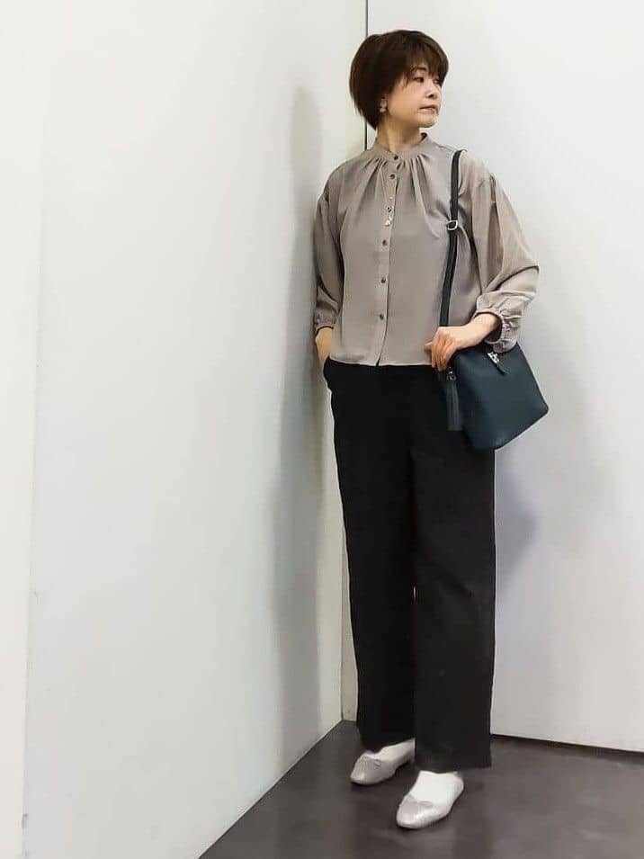 やまちゃんさんの「grove｜【2WAY】ハイパーストレッチストラップパンツ」を使ったコーディネート