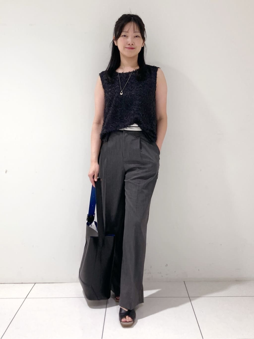 momokoさんの「INDIVI｜【インナーとしても活躍！】フリンジジャカードチュニック」を使ったコーディネート
