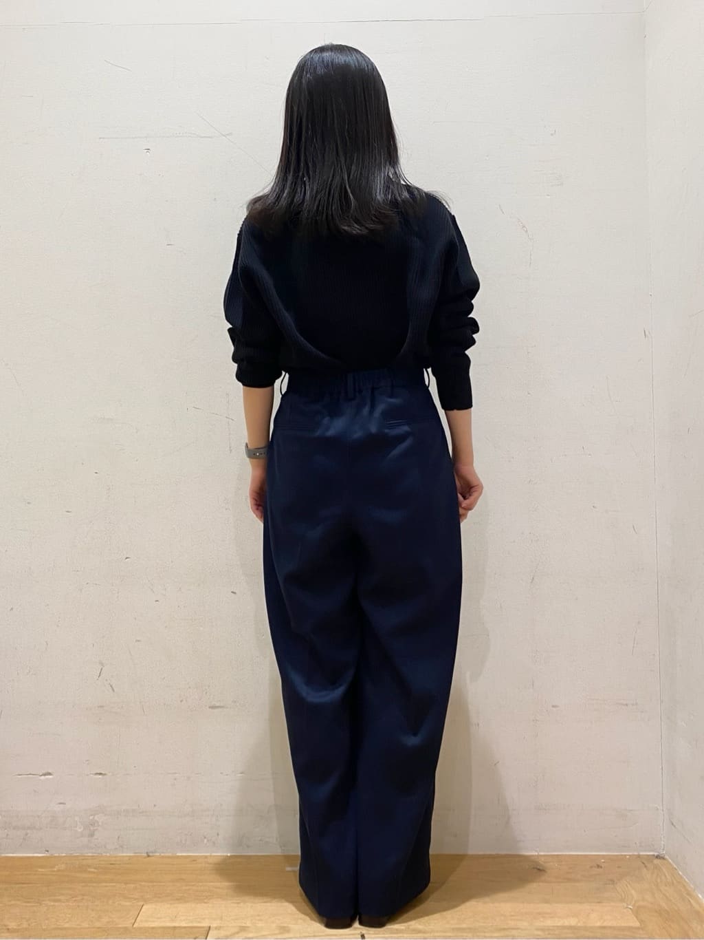 みなみさんの「OPAQUE.CLIP｜アシンメトリーボタンカーディガン【洗濯機OK】」を使ったコーディネート