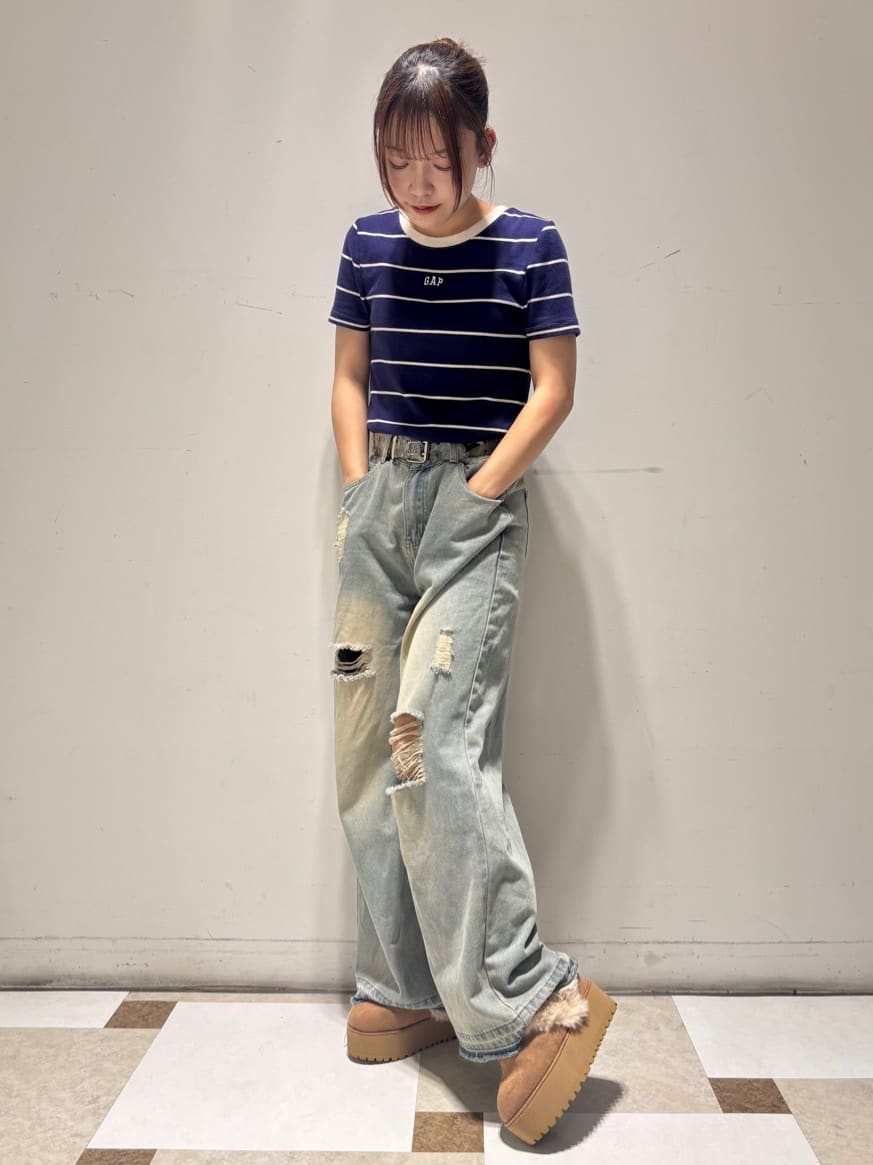 せらら⭐️さんの「ESPERANZA｜厚底2WAYフェイクムートンサボ」を使ったコーディネート