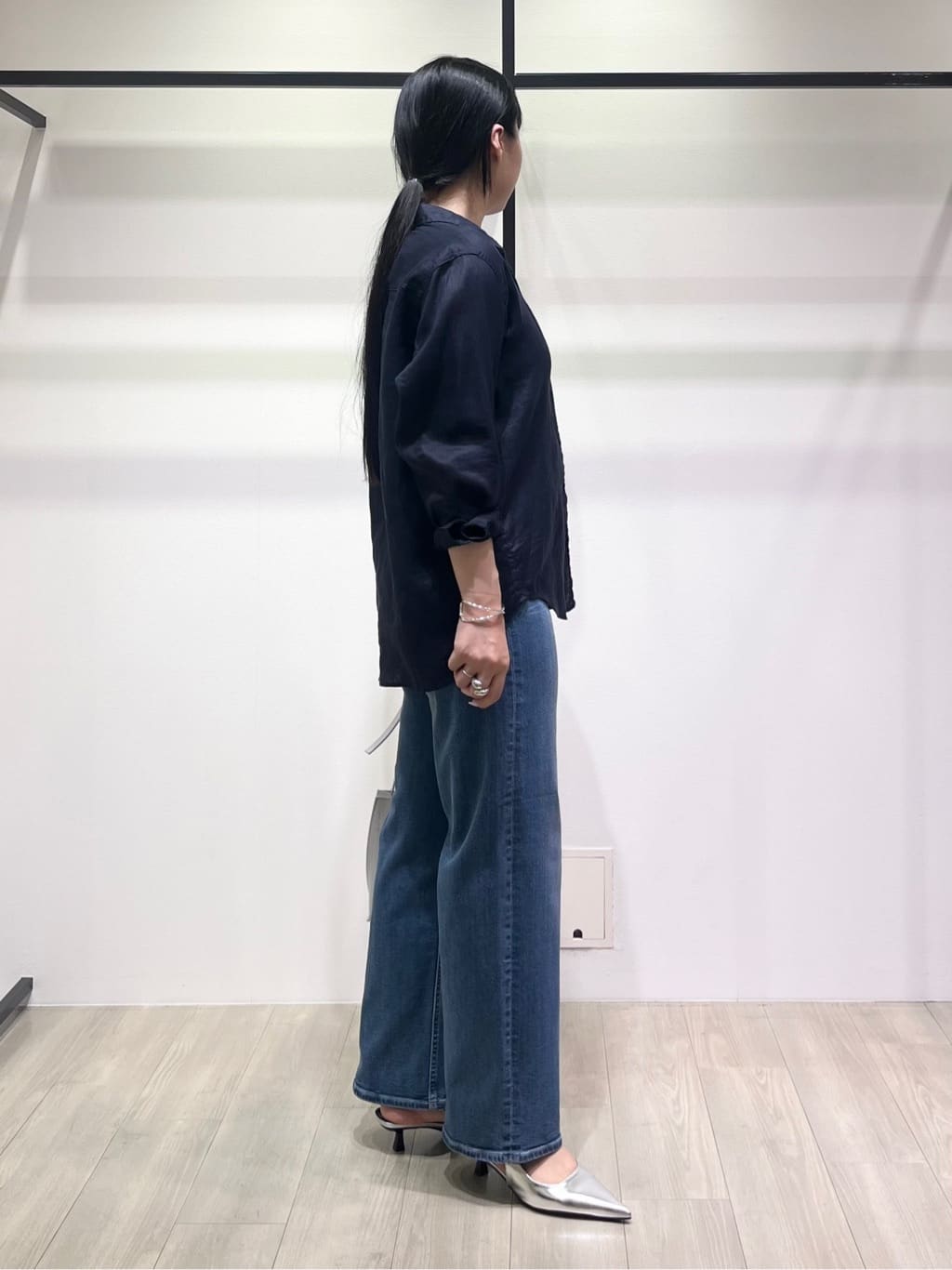hasuさんの「INDIVI｜【日本製】ビスチェインナータンクトップ」を使ったコーディネート