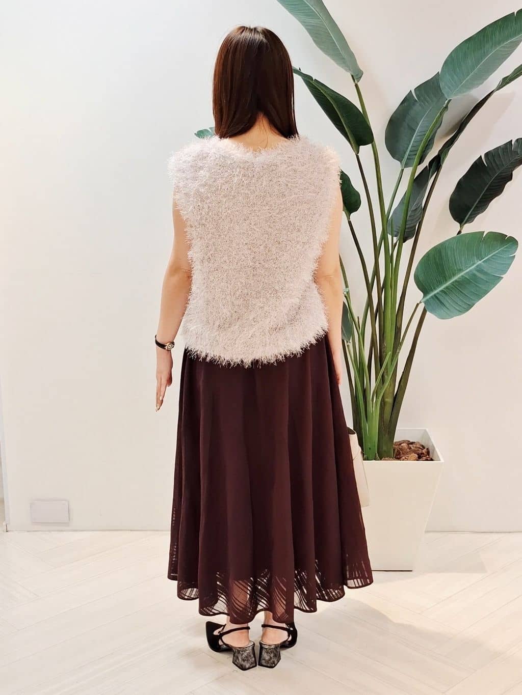 YuKaRiさんの「UNTITLED｜フェザーモールニットベスト」を使ったコーディネート
