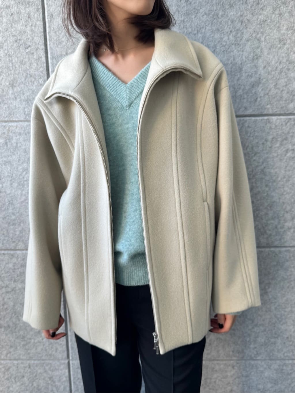 uchi__yamaさんの「CODE A｜wool volume short coat」を使ったコーディネート