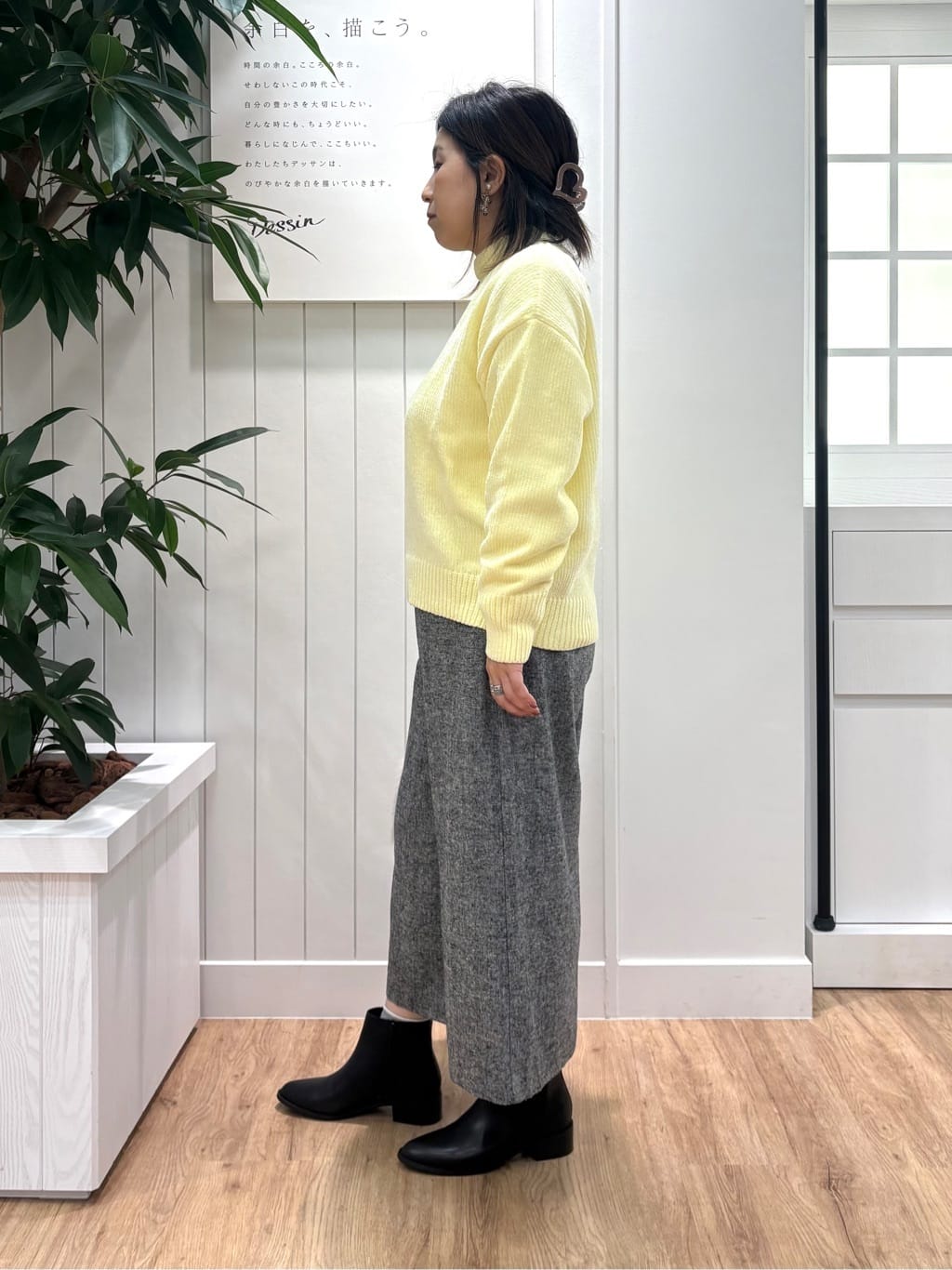 tomokoさんの「Dessin｜【洗える】ハイネックベロアモールニット」を使ったコーディネート