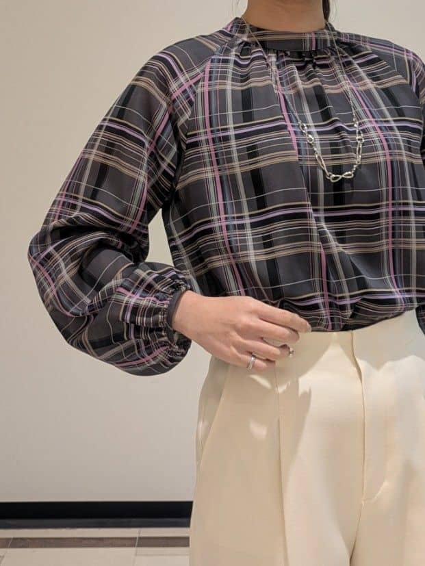 mikiさんの「COUP DE CHANCE｜【手洗い可／日本製】タックワイドパンツ」を使ったコーディネート
