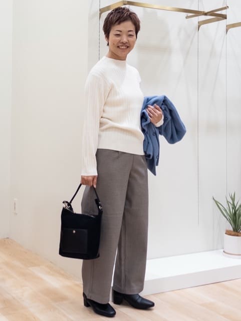 シュウコさんの「grove｜【ウール混】軽やかに羽織れるショートコート」を使ったコーディネート