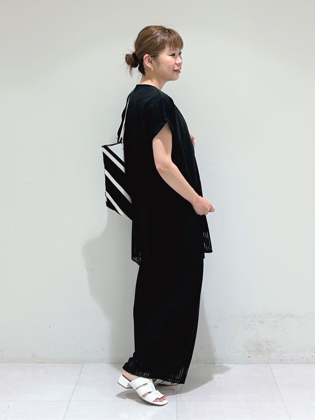 tsuyuさんの「INDIVI｜【洗える／セットアップ可能】ラッセルチュニック」を使ったコーディネート