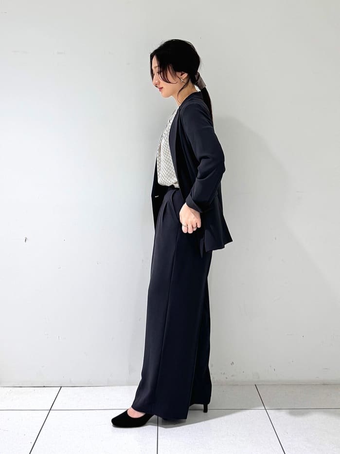 そんさんの「INDIVI｜【軽く羽織れる！】ダブルジャケット」を使ったコーディネート