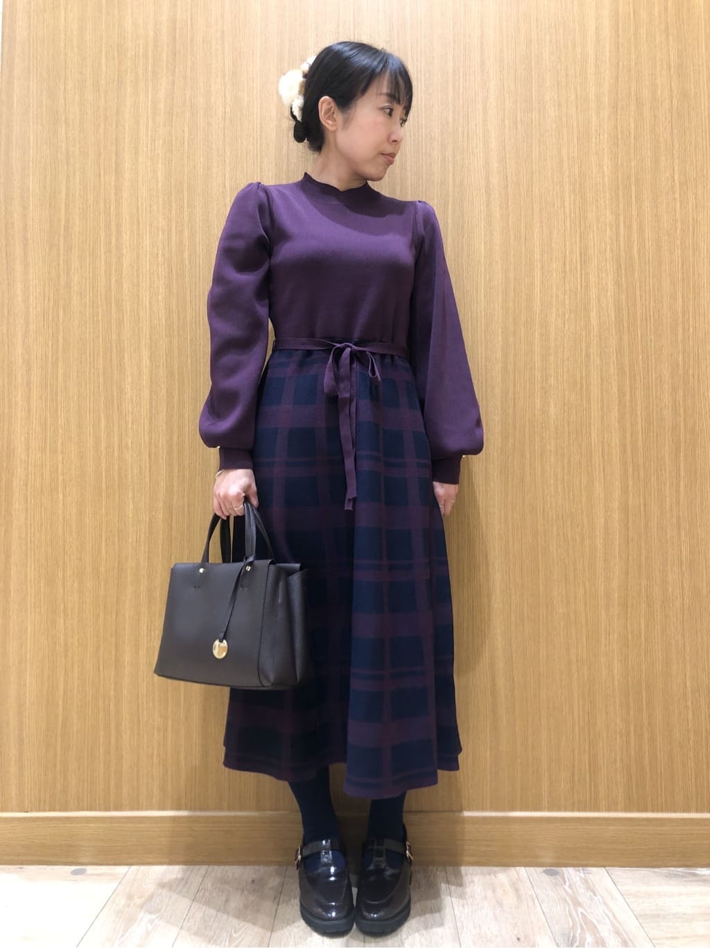 tomoさんの「OPAQUE.CLIP｜KAWADAダウンドロストミドルコート【撥水／洗濯機OK／2WAY／静電気防止裏地】《XS～3L》」を使ったコーディネート
