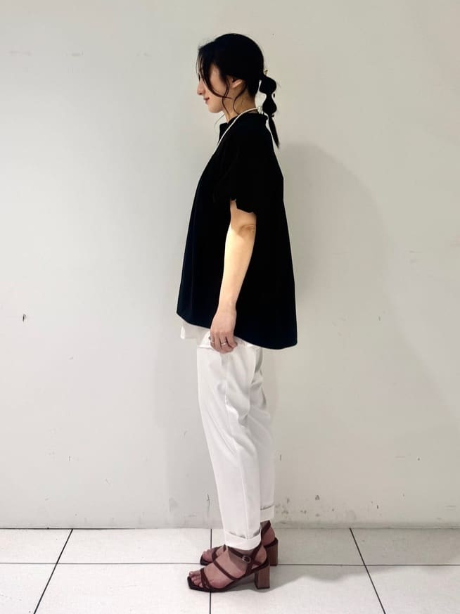 そんさんの「INDIVI｜【洗える／レイヤードにも活躍】ペプラムインナートップス」を使ったコーディネート