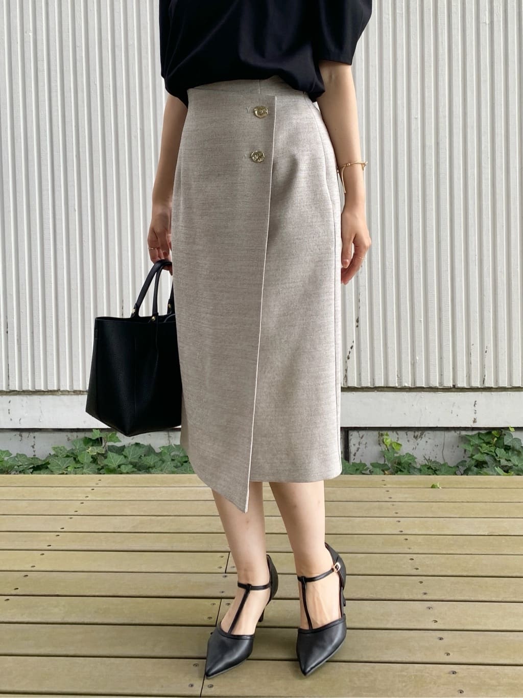 みさかさんの「index｜《7色展開／XS-LLサイズ》多機能タックスリーブトップス【汗ジミ防止／吸水速乾／接触冷感／UVケア」を使ったコーディネート