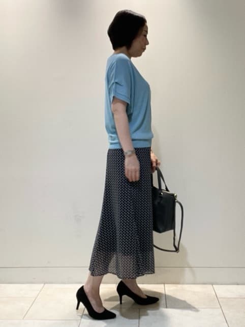 フミさんの「Reflect｜【WEB先行カラーあり／マシンウォッシュ可／ウエスト総ゴム】コツキ幾何柄ロングスカート」を使ったコーディネート
