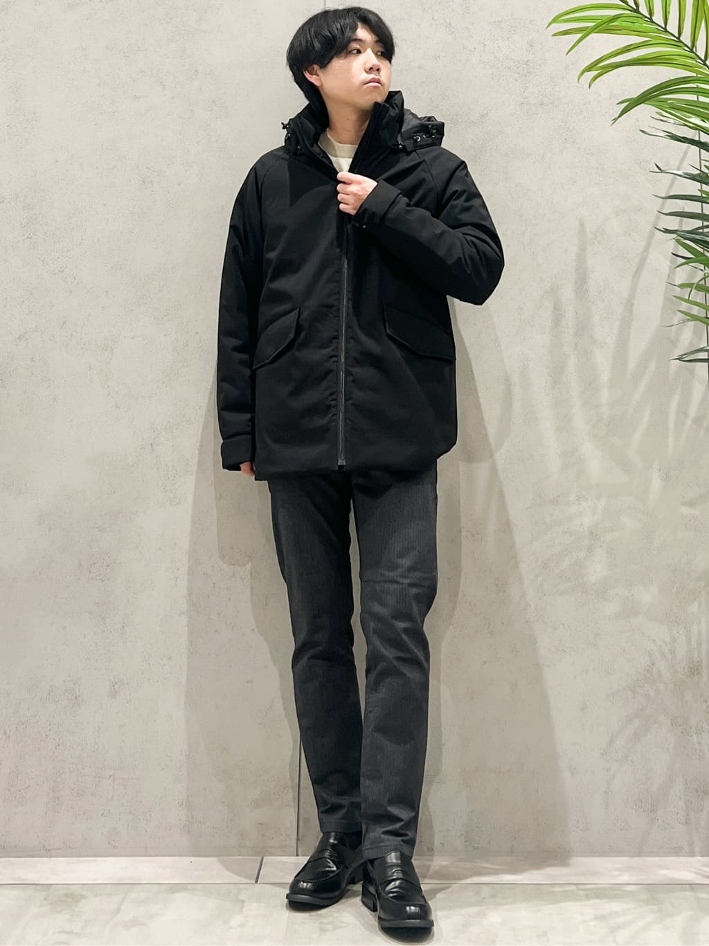 SHI-MAさんの「THE SHOP TK｜【軽くて、暖かい】SORONA／ソロナ 中綿ブルゾン 防風/軽量/洗濯機OK/フード脱着可」を使ったコーディネート