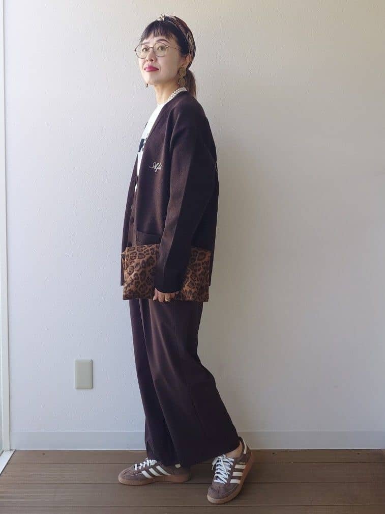 MUTSUKOさんの「UNTITLED｜【CHIGNON】CHERIE シンプルロゴTシャツ」を使ったコーディネート