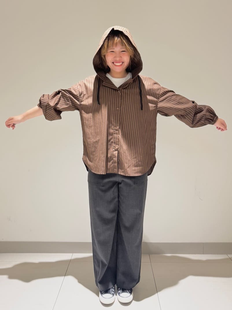 Liriさんの「Dessin｜【選べる首元デザイン/洗える】クルーネックロングTシャツ」を使ったコーディネート