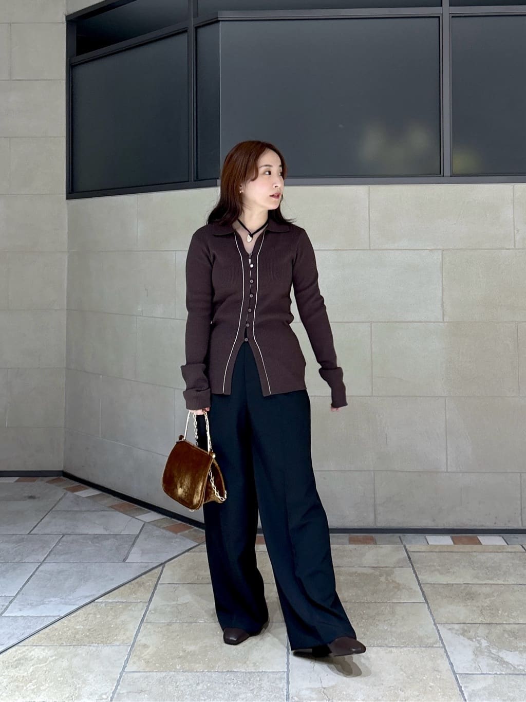 よねさんの「INDIVI｜Comfy SET UP｜イージーストレートワイドパンツ【セットアップ対応／通勤/カセット服】」を使ったコーディネート