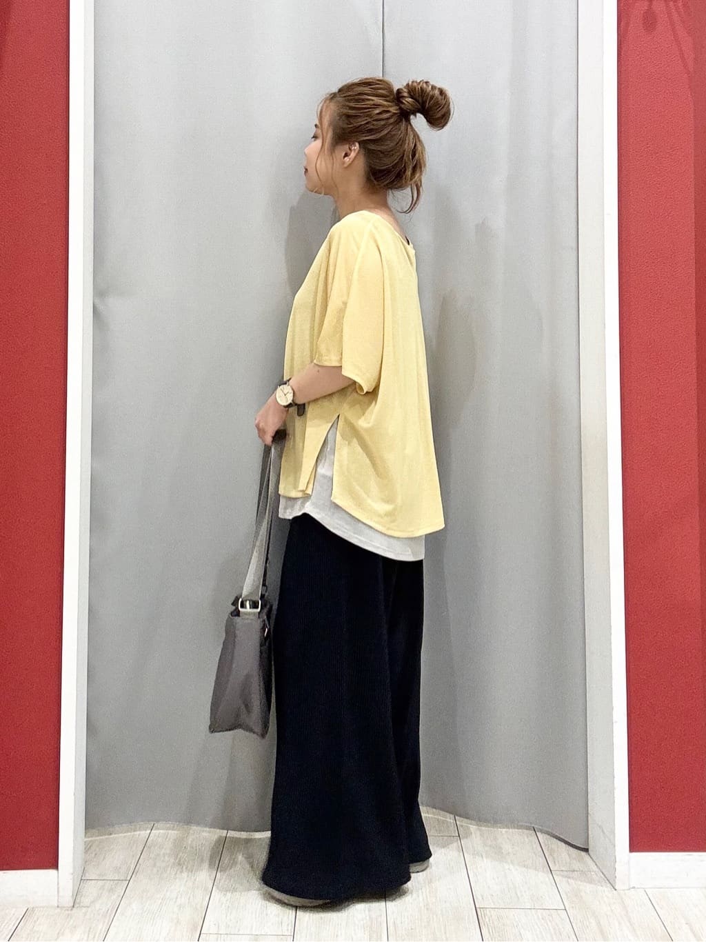 shioさんの「SHOO･LA･RUE｜【S-LL/体型カバー】インせず着られる レイヤードトップス」を使ったコーディネート