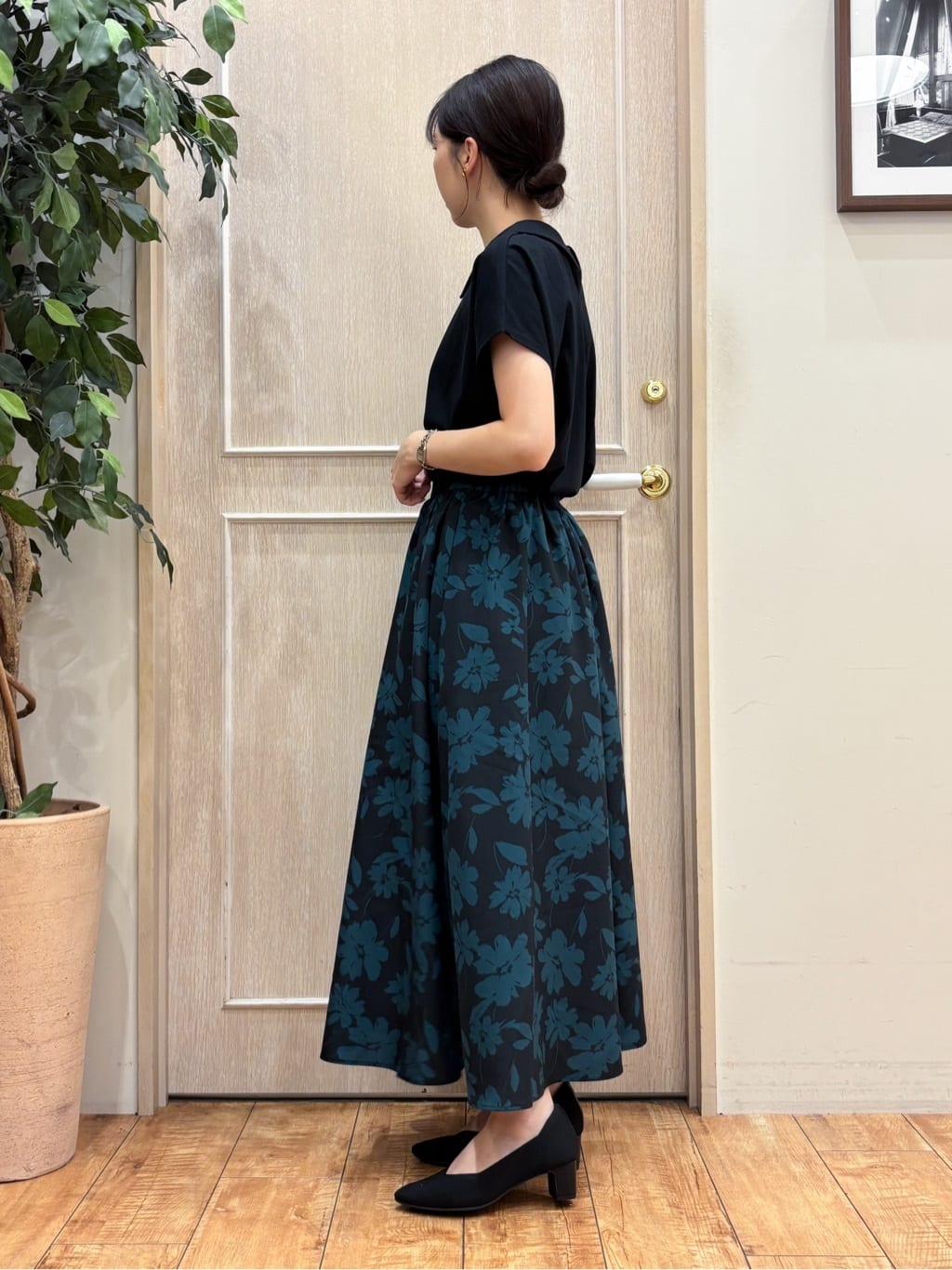 なみさんの「SHOO･LA･RUE｜【S-LL】こだわりの襟バランスが大人かわいい ボックスシルエットトップス」を使ったコーディネート