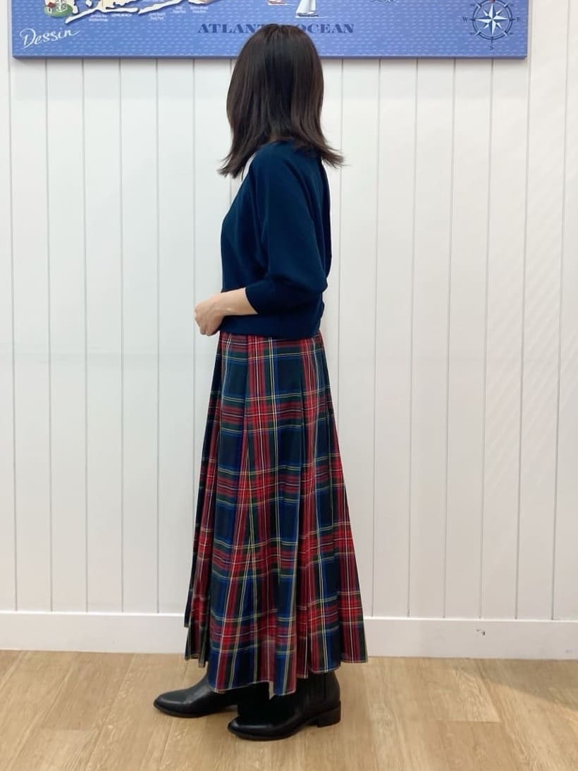 yoshiさんの「Dessin｜【洗える】後ろボタンニットプルオーバー七分袖」を使ったコーディネート