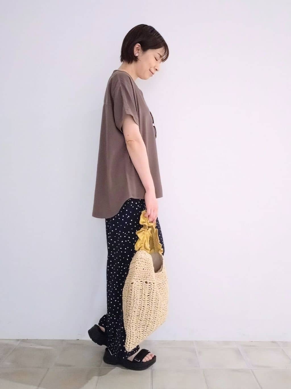miomioさんの「SHOO･LA･RUE｜【洗える/プチプラ】大人の抜け感をプラスする バンドカラーシャツ」を使ったコーディネート
