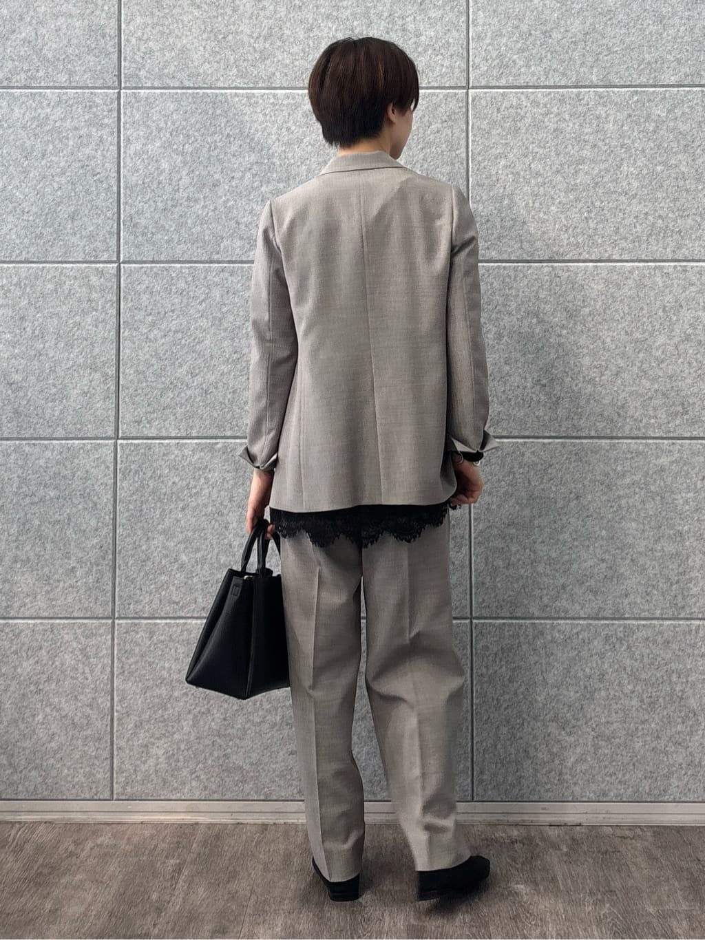 kanaeさんの「INDIVI｜【洗える／セットアップ可能】凹凸ストレッチ素材ダブルジャケット」を使ったコーディネート