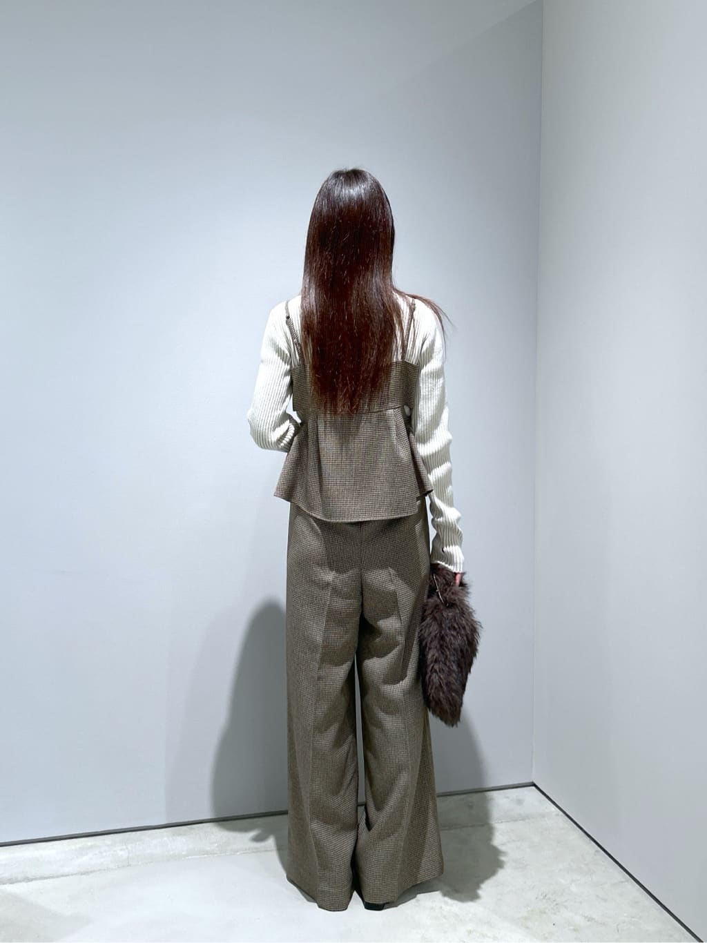 Renoさんの「INDIVI｜ガンクラブチェックワイドパンツ」を使ったコーディネート