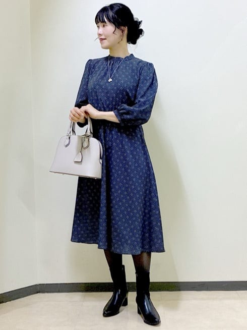  beni_gingerさんの「Reflect｜【きちんと見え／通勤／セレモニーにおすすめ◎】ドット&times;ダイヤ柄ワンピース」を使ったコーディネート