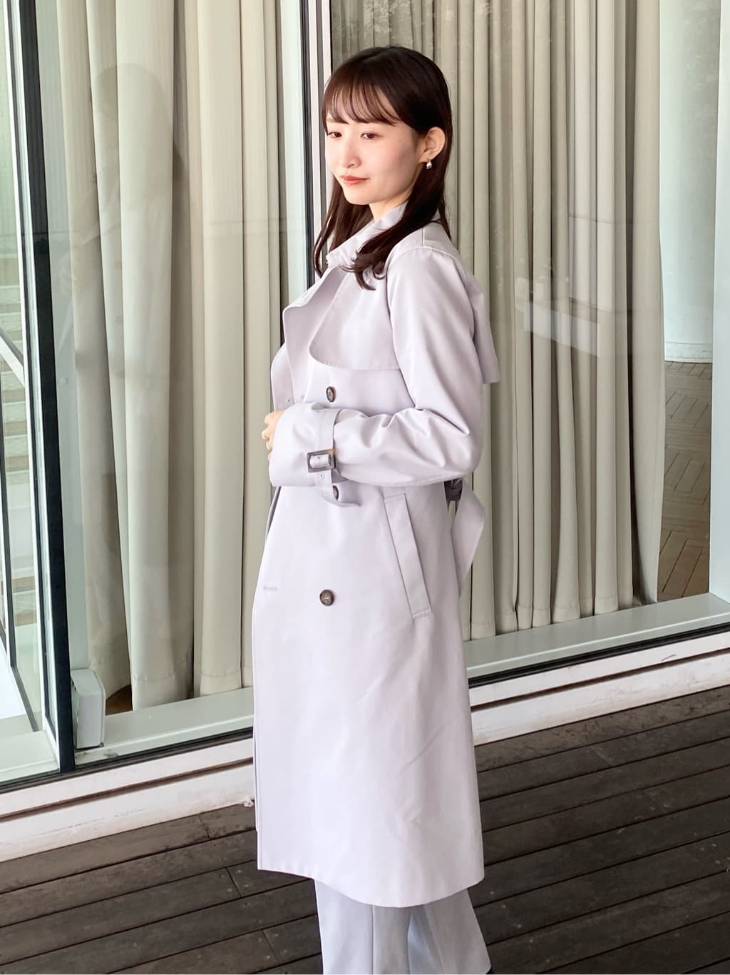 みさかさんの「index｜撥水トレンチコート【洗濯機OK／花粉対応】《XS～3L》」を使ったコーディネート