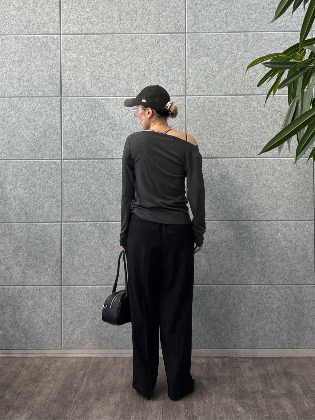 kotakiさんの「INDIVI｜Comfy SET UP｜イージーストレートワイドパンツ【セットアップ対応／通勤/カセット服】」を使ったコーディネート