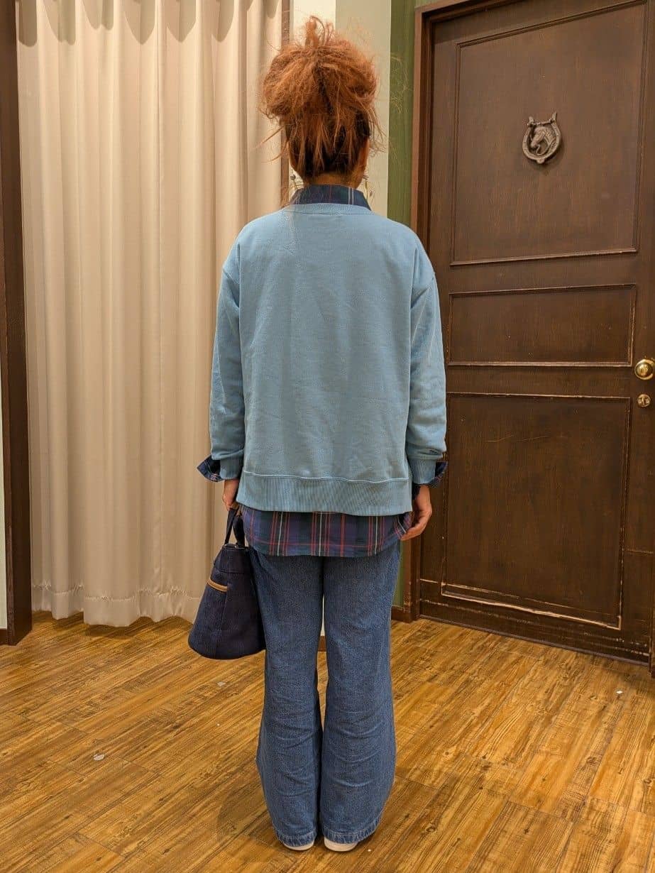 mikaさんの「SHOO･LA･RUE｜グラフィックアソート裏毛スウェット」を使ったコーディネート