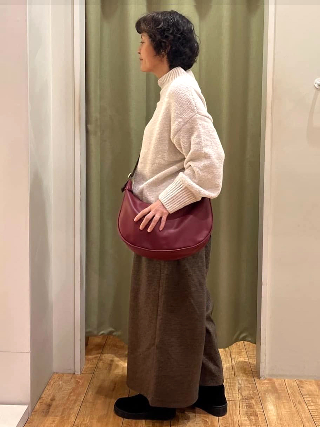 ☆ほしさんの「SHOO･LA･RUE｜【高レビュー】ウエストゴムで穿きやすい　ガウチョパンツ」を使ったコーディネート