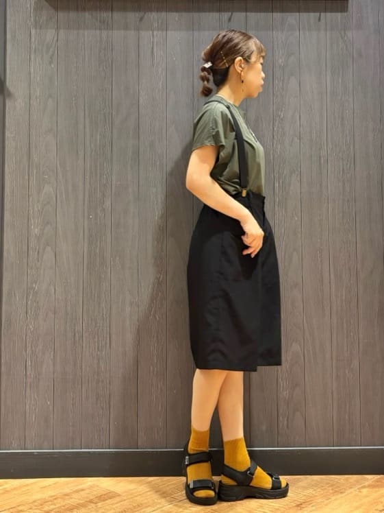 meiさんの「SHOO･LA･RUE｜【ひんやり】裾が絞れる フレンチスリーブトップス」を使ったコーディネート