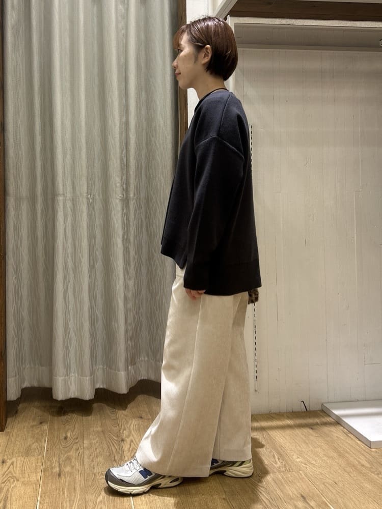ga_riさんの「THE SHOP TK｜【体型カバー】ゆったり サイドスリットニット」を使ったコーディネート