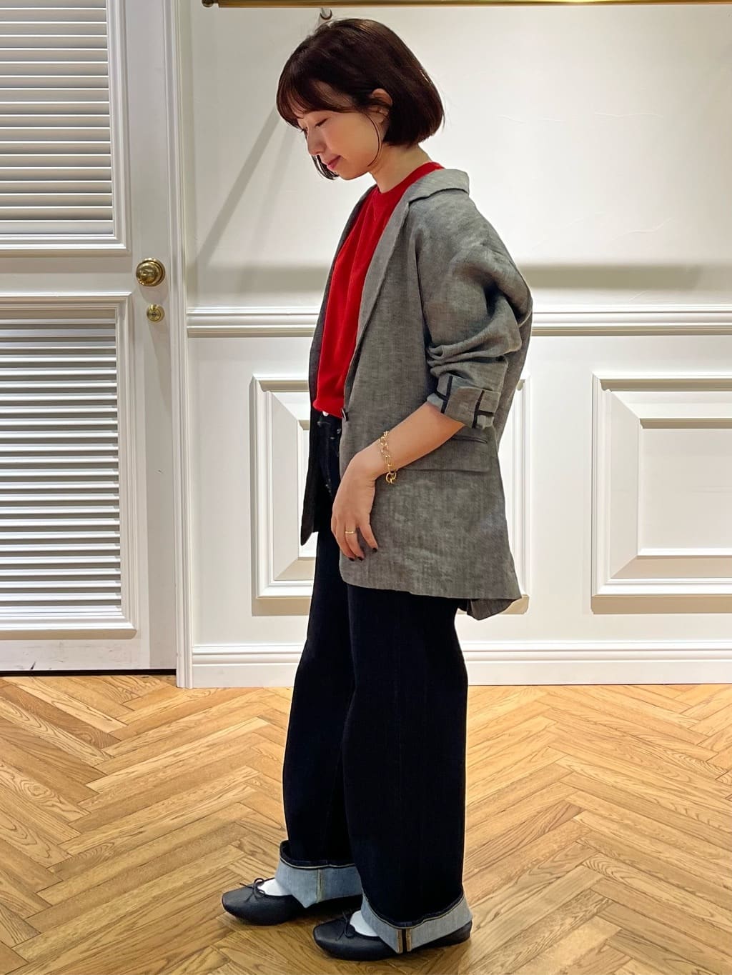 つじ まこさんの「DRESSTERIOR｜チェーンブレスレット」を使ったコーディネート