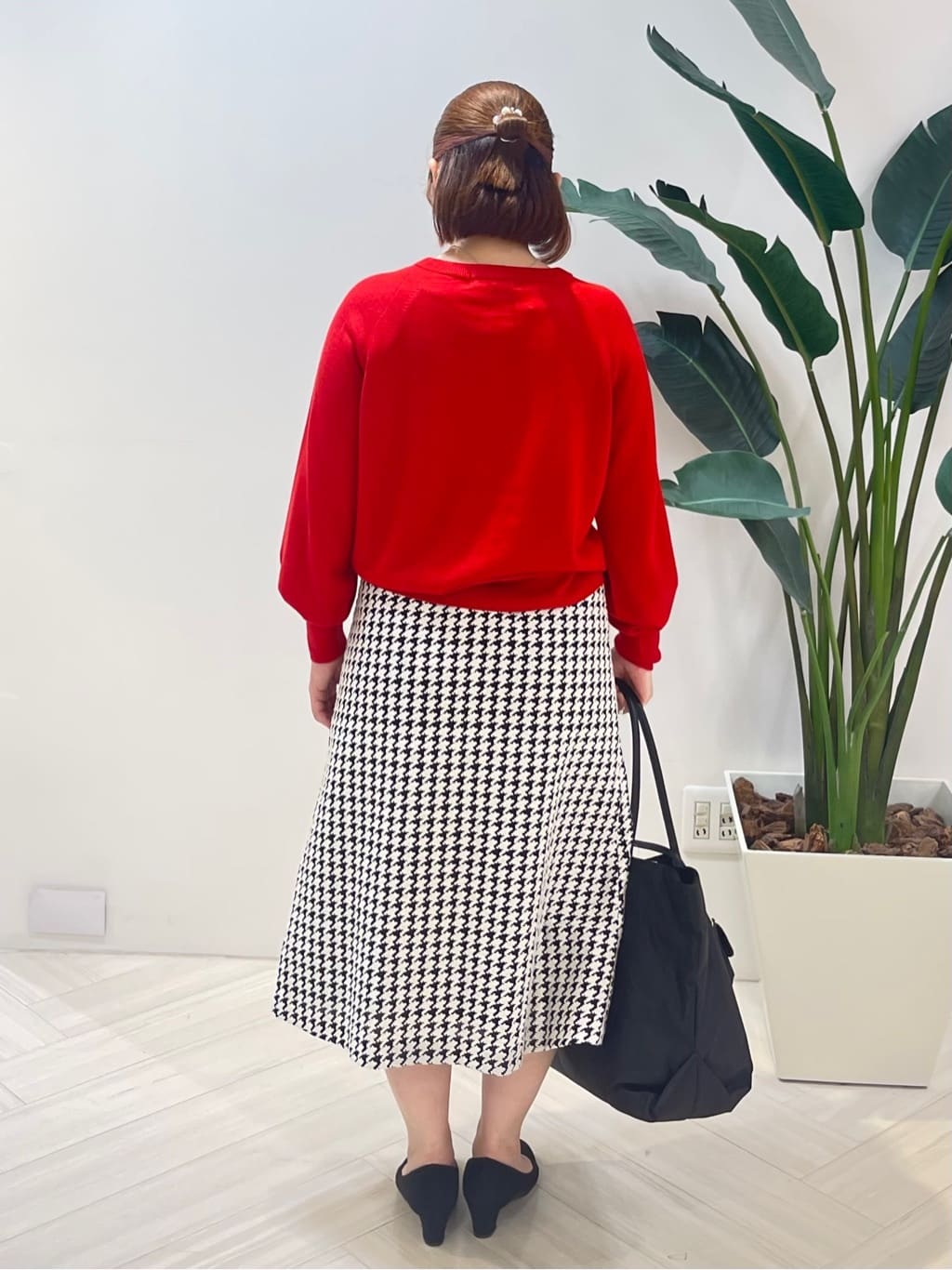 Tomoさんの「UNTITLED｜【8色展開／コンパクト丈】レーヨン混 コクーンニット」を使ったコーディネート