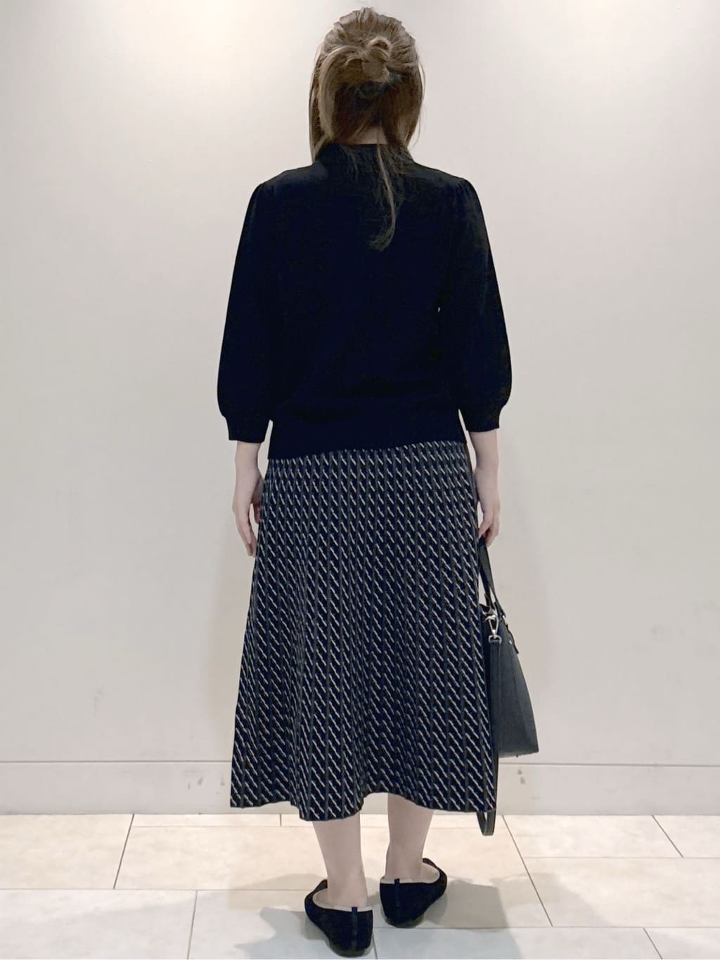 S&auml;K&iuml;さんの「Reflect｜【透けにくい◎】衿付き七分袖ニット」を使ったコーディネート