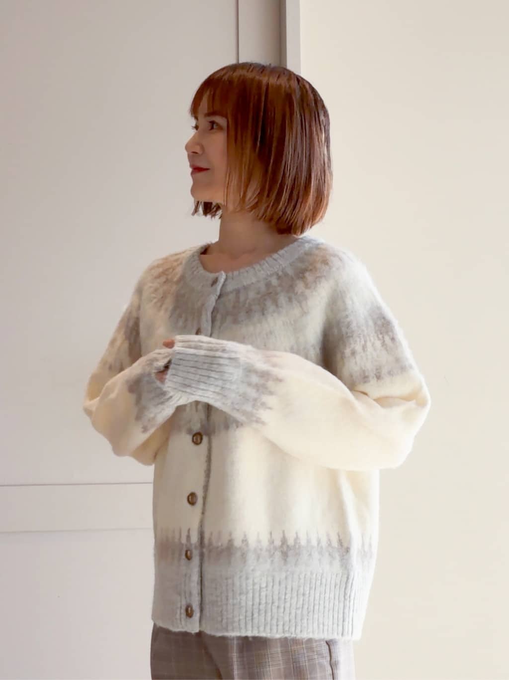 yamakoさんの「grove｜求心柄ジャカードニットカーディガン」を使ったコーディネート