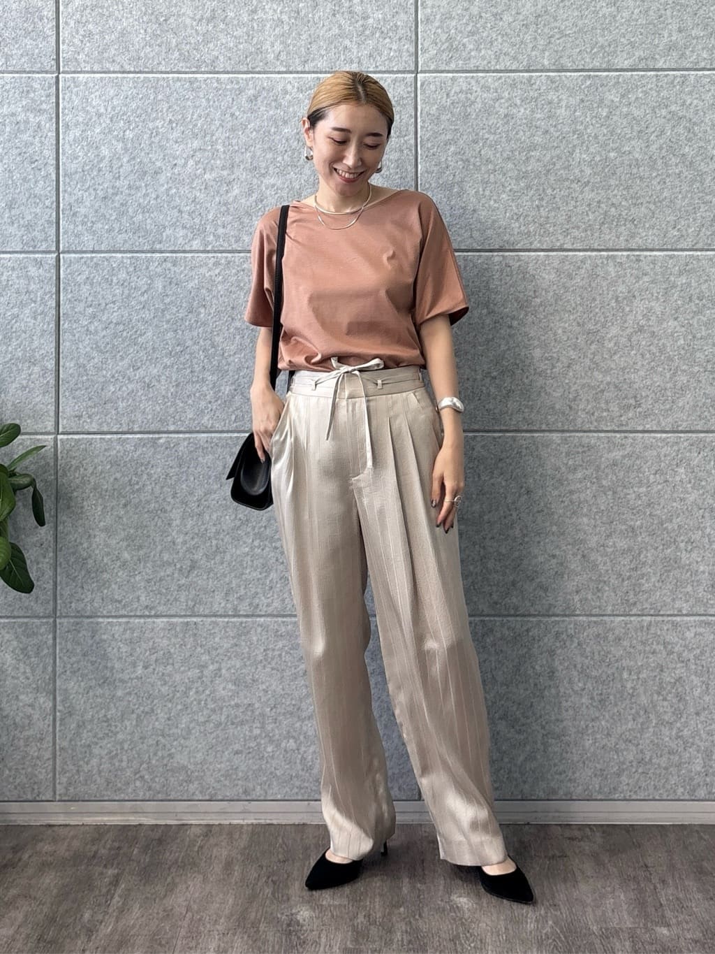 kotakiさんの「INDIVI｜【インナーとしても活躍！】シンプルTシャツ」を使ったコーディネート