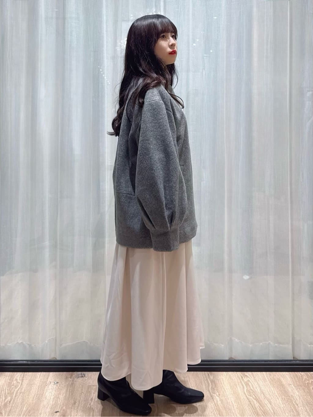 ぞうげさんの「OPAQUE.CLIP｜ウエストタックフィット＆フレアワンピース【洗濯機OK】」を使ったコーディネート