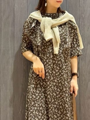 meiさんの「SHOO･LA･RUE｜キラッと光るラメとスパンコールが印象的 メッシュカーディガン」を使ったコーディネート